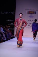 Model walk the ramp for Shruti Sancheti show at LFW 2013 Day 4 in Grand Haytt, Mumbai on 26th Aug 2013 (186).JPG